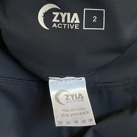Zyia Active Black Momentum Brilliant Hi-Rise 7/8 Leggings, Ribbed Panels, Size 2 - Picture 9 of 9